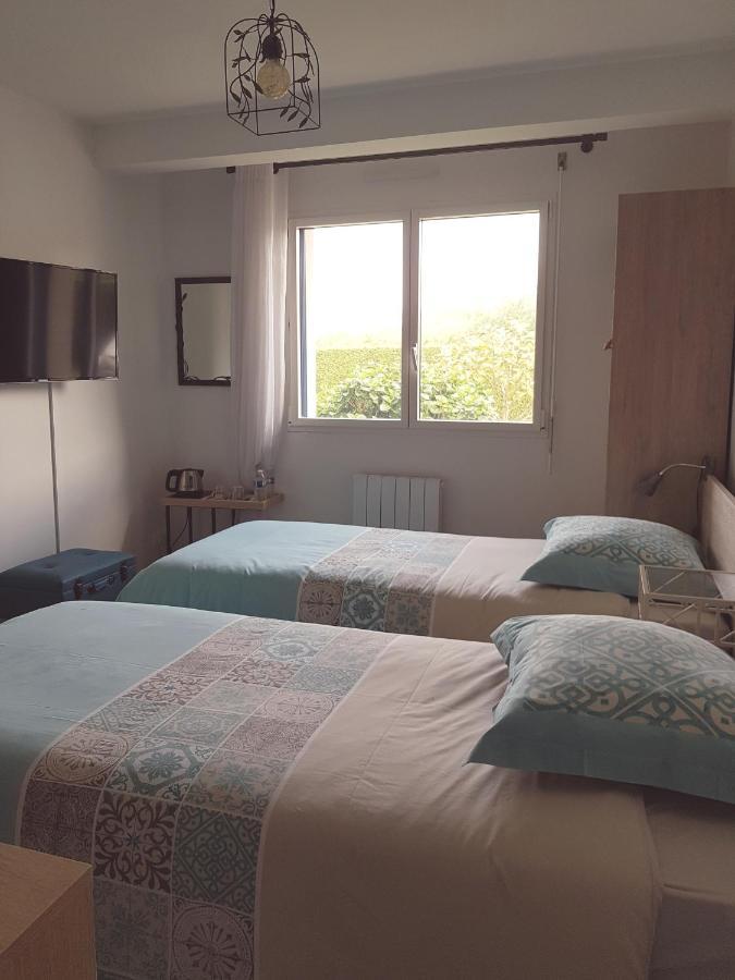 Tikleuziou Bed and Breakfast Lanildut Esterno foto
