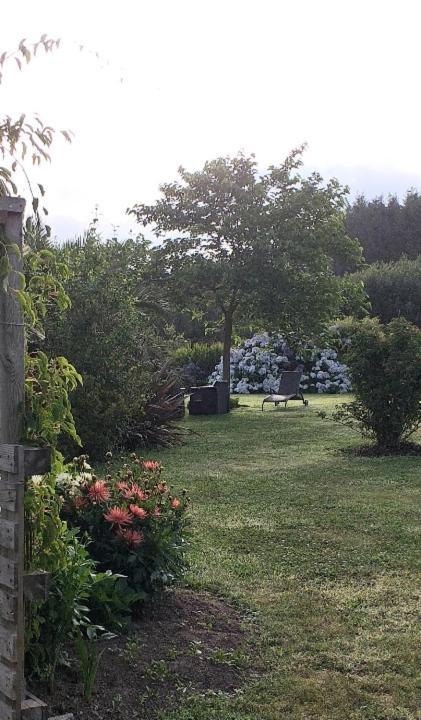 Tikleuziou Bed and Breakfast Lanildut Esterno foto
